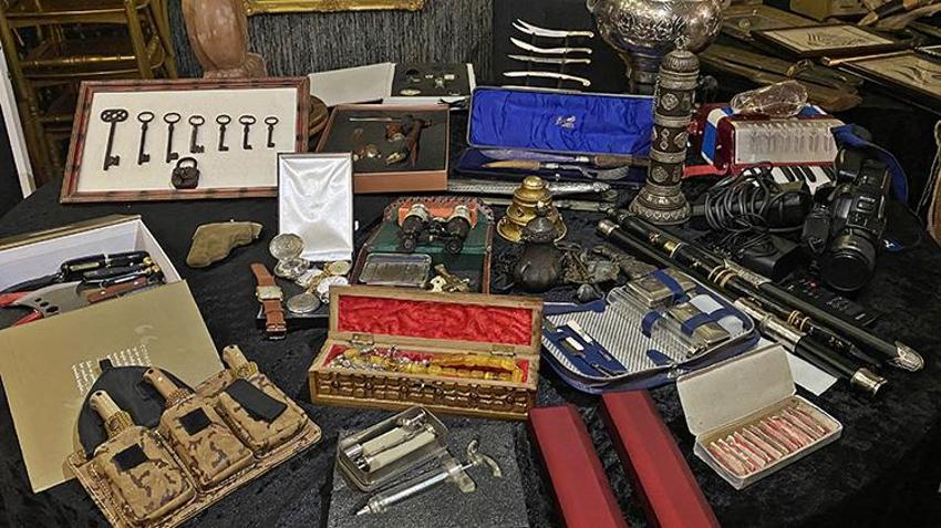 Antika tutkunları Mersin'de bir araya geldi! 'Hem geziyor hem de ticaretimizi yapıyoruz'