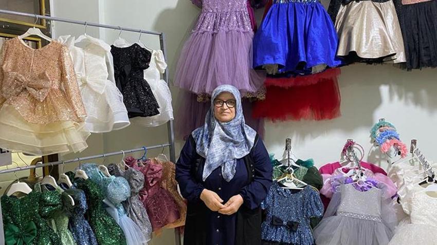 Kendi giyemediği gelinliği başkaları için dikiyor! Kendi markasını kurup defile yapmak istiyor