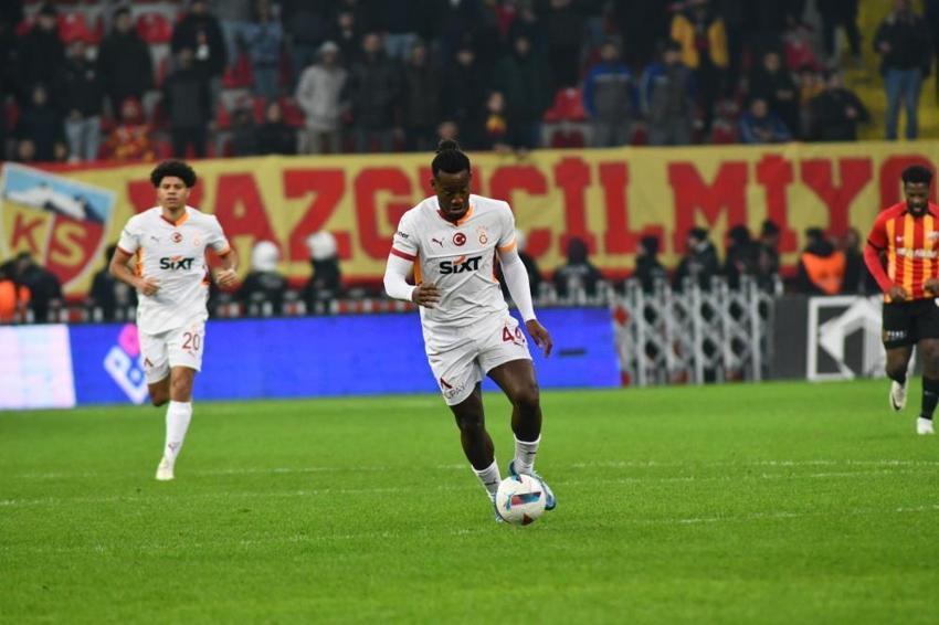 Dursun Özbek'ten taraftara yılbaşı hediyesi transfer! Osimhen'in yerine gol makinesi geliyor