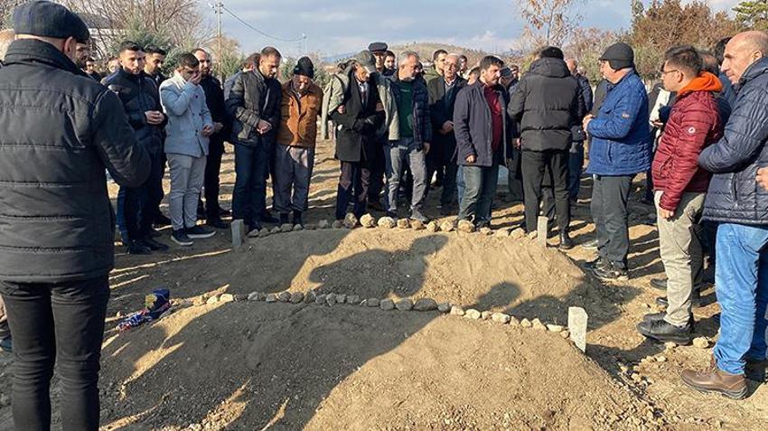 Bingöl'deki otobüs kazasında hayatını kaybeden genç doktor ve eşinin hikayesini duyanlar hüzne boğuldu