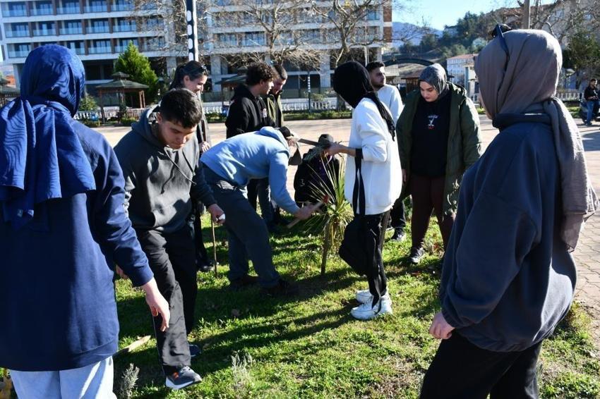 Kastamonu'da ekime öğrenciler de katıldı! Alan 50 katına çıktı