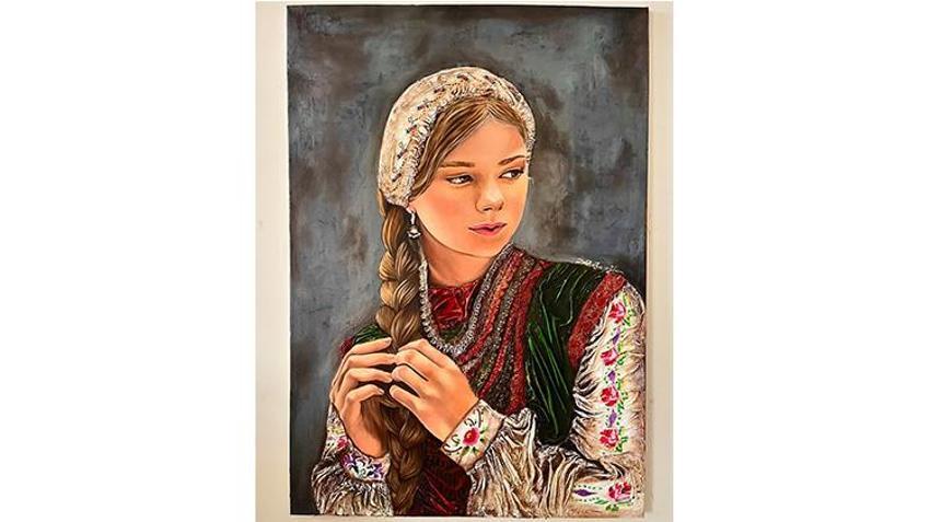 Nevşehir'de, görsel sanatlar öğretmeni Zeliha Bazoğlu'na, anneannesinin çeyiz sandığı ilham kaynağı oldu