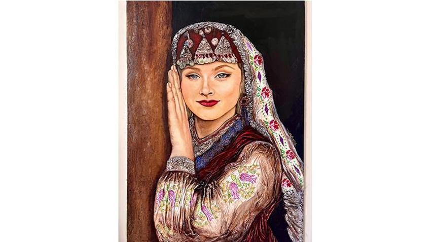 Nevşehir'de, görsel sanatlar öğretmeni Zeliha Bazoğlu'na, anneannesinin çeyiz sandığı ilham kaynağı oldu