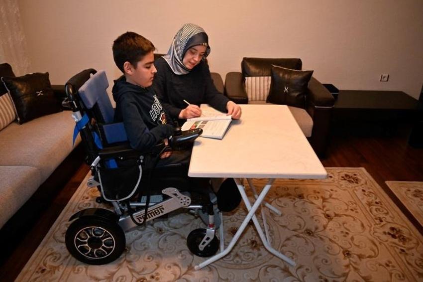 SMA hastasıydı, okula gidemedi! LGS'de aldığı puanla takdir topladı: 14 yaşında inanılmaz başarı hikayesi