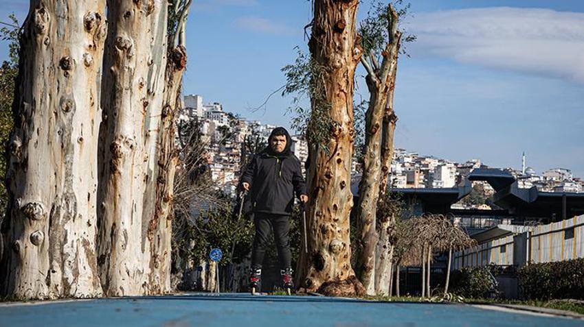 İzmir'de kayak sporcusunun antrenmanı 'düşük bütçeli kış tatili' diye paylaşılmıştı! Olayın arkasında duygulandıran bir hikaye ortaya çıktı
