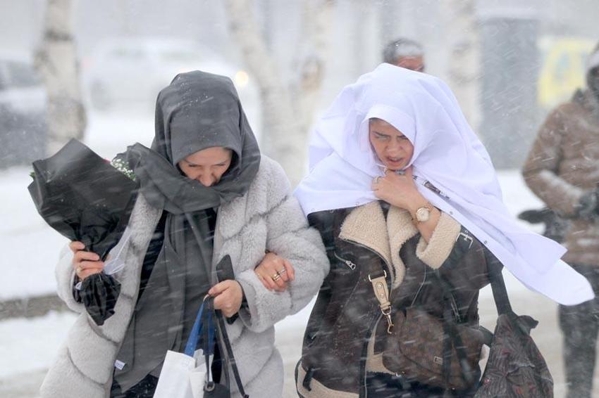 Son dakika uyarısını Meteoroloji verdi: Kar yağışları yurdun büyük kısmında etkili olacak, çığ ve buzlanmaya dikkat!