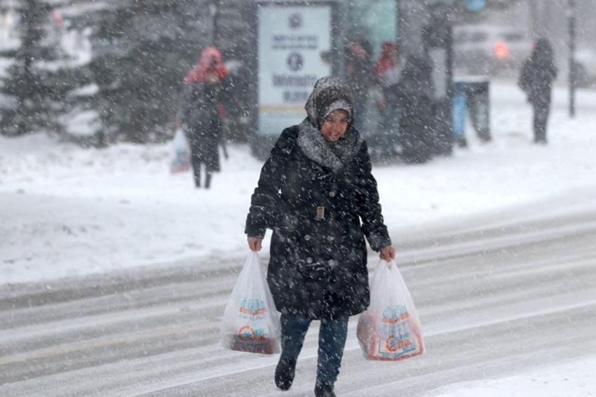 Son dakika uyarısını Meteoroloji verdi: Kar yağışları yurdun büyük kısmında etkili olacak, çığ ve buzlanmaya dikkat!