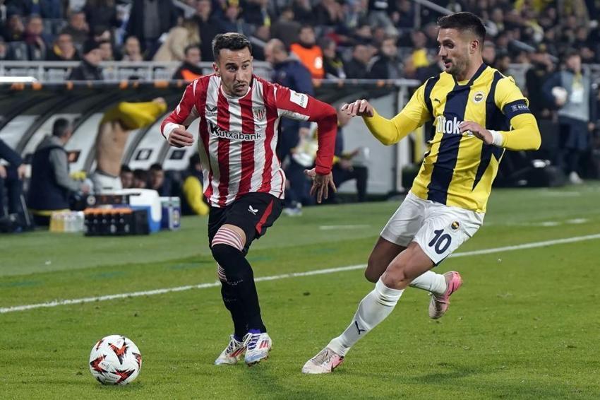 Mourinho'nun kapıya koyduğu Samet Akaydın Süper Lig devine gidiyor