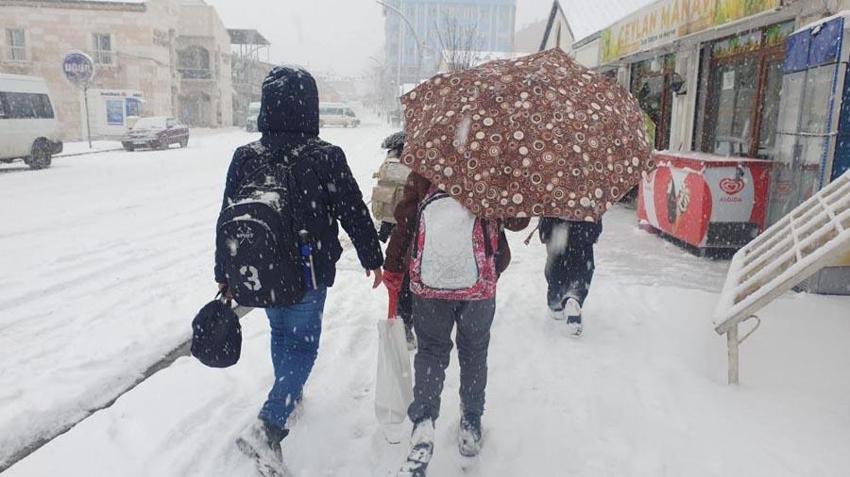 Lapa lapa kar yağışı, kuvvetli fırtına ve sağanak yağış geliyor! Meteoroloji çığ düşmesi ve buzlanmaya karşı uyardı