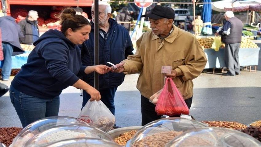 Evde yılbaşı sofrası maliyeti belli oldu
