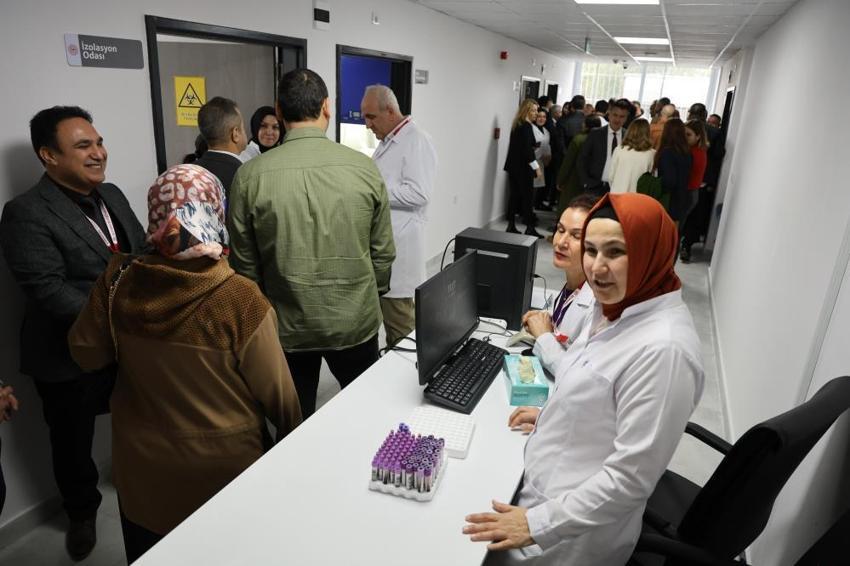 İlk defa Adana'da hizmet verecek! SMA Bölge Tarama Laboratuvarı törenle açıldı