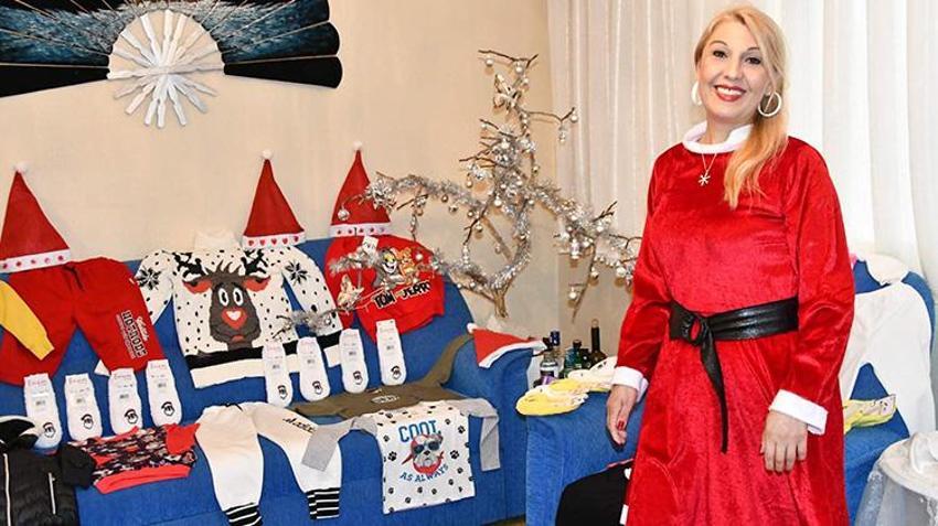 Tekirdağ'da 'Noel Anne' 15 yıldır çocuklara hediye vererek mutlu olmalarını sağlıyor