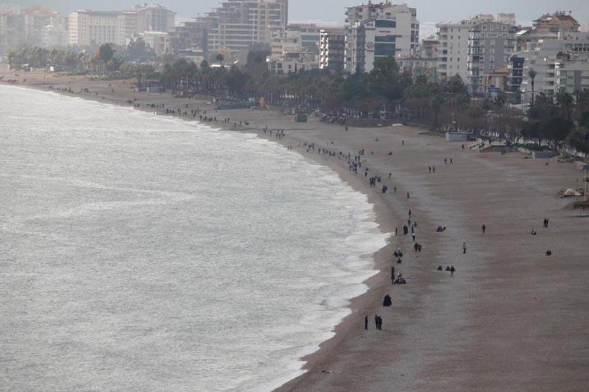 Lapa lapa kar, sağanak yağış ve kuvvetli fırtına! Yeni yılın ilk gününde havalar nasıl olacak? Meteoroloji son hava tahmin raporunu yayınladı