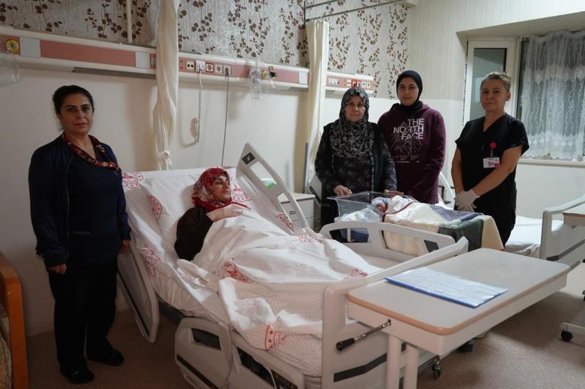 2024 yılının son bebekleri Kırıkkale'de doğdu! Aileler yeni yıla bebek sevinciyle girdi