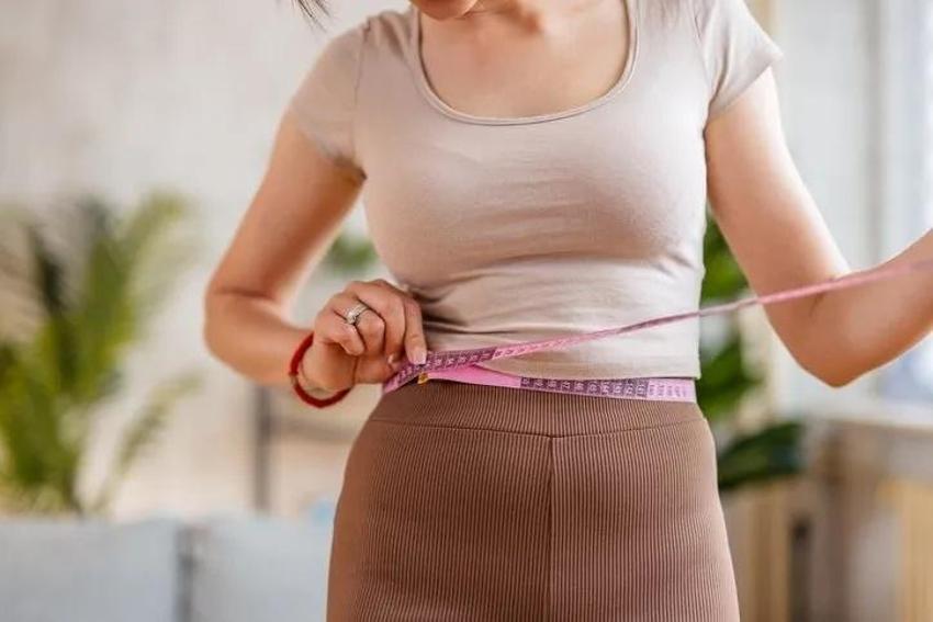 Sadece bir değişiklik yaptı, 13 kilo verdi! 'Beslenmeye bunu ekledim'