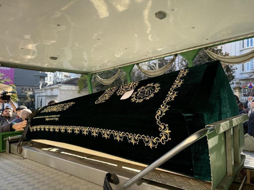 Türk sanat müziği sanatçısı Gönül Akkor son yolculuğuna uğurlandı