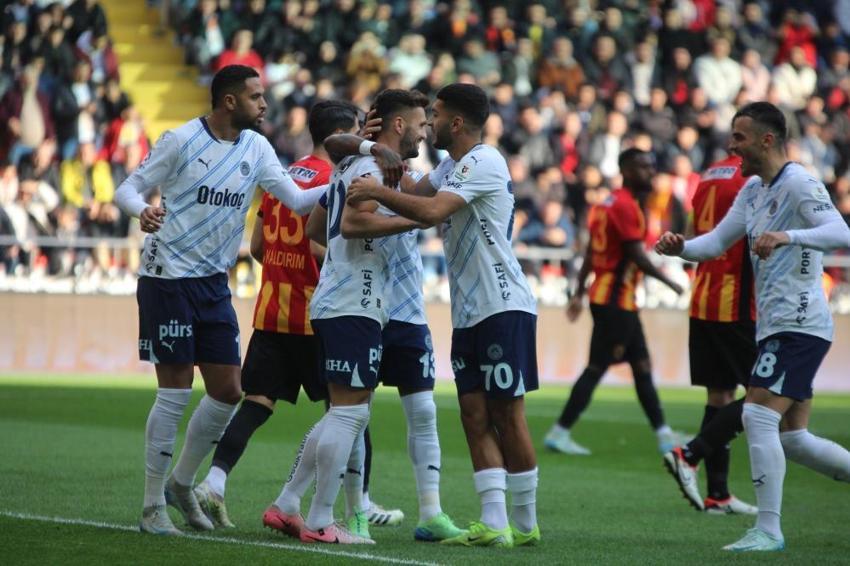 Fenerbahçe'ye transfer piyangosu! Ali Koç gemileri yaktı, dünya yıldızları bedavaya geliyor