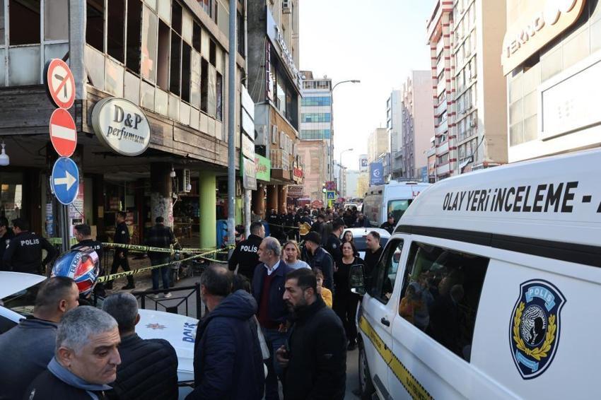 Seyhan'da güpegündüz şehir ortasında infaz: 1 kişi öldü