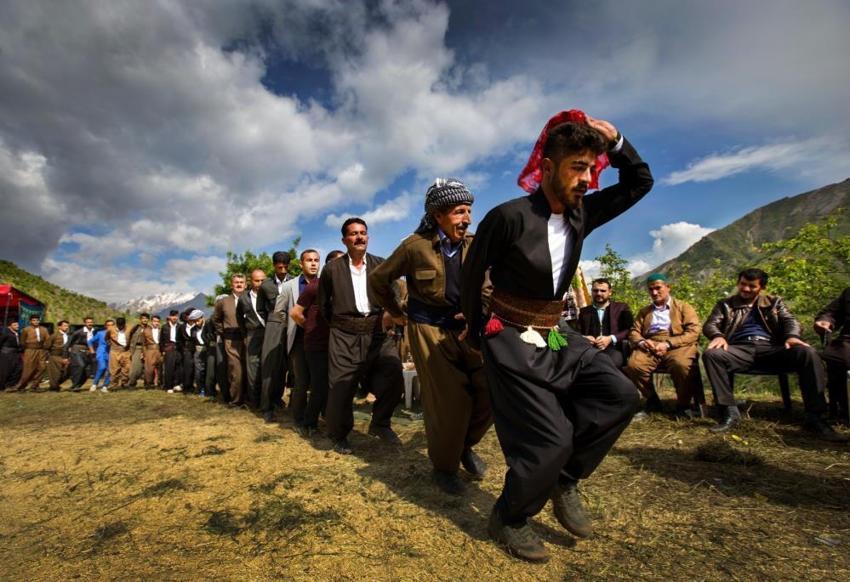 Hastane koridorları sanat galerisine döndü: Amatör olarak başladığı fotoğrafçılıkta uluslararası ödüllü sanatçı oldu