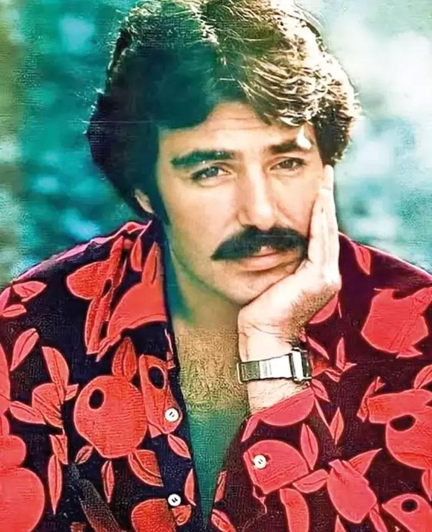 Ferdi Tayfur'a son veda bugün: Eski eşi Necla Nazır evinde taziyeleri kabul etti, kızı Tuğçe Tayfur gözyaşlarına boğuldu