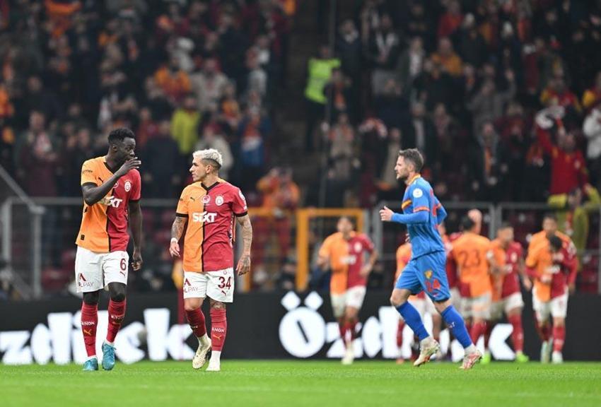 Galatasaray Göztepe maçında 3 gol ve 1 penaltı vardı! Aslan galibiyet serisine devam dedi