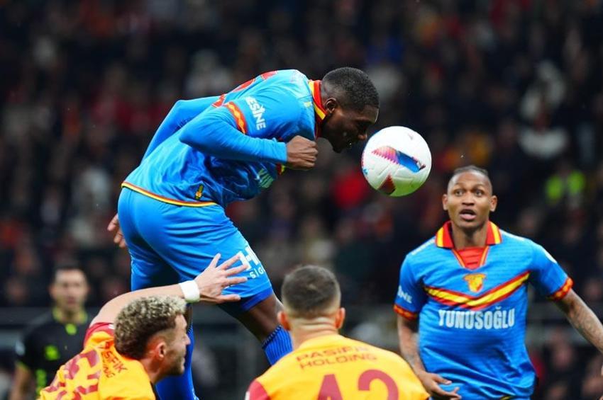 Galatasaray Göztepe maçında 3 gol ve 1 penaltı vardı! Aslan galibiyet serisine devam dedi