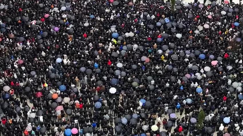 Ferdi Tayfur'un cenazesinde ortalık karışmıştı! Necla Nazır'a Şirin Gözalıcı'dan yanıt