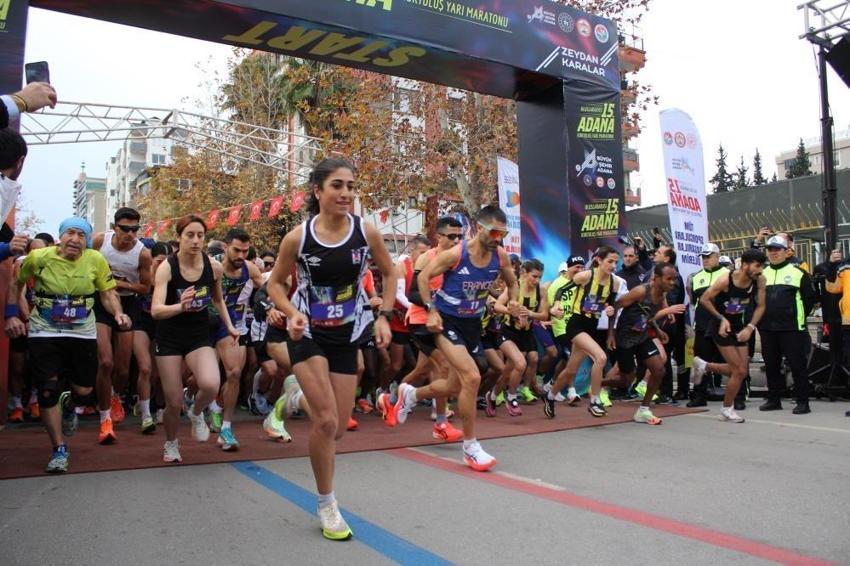 Tarihi koşuya tarihi katılım: Olimpiyat şampiyonu da oradaydı