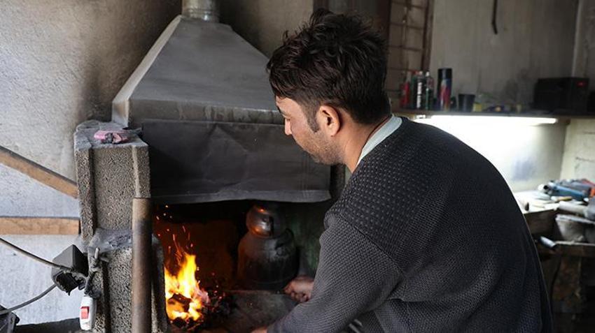 Feke'de koç boynuzu ve çelik usta ellerde bıçağa dönüşüyor
