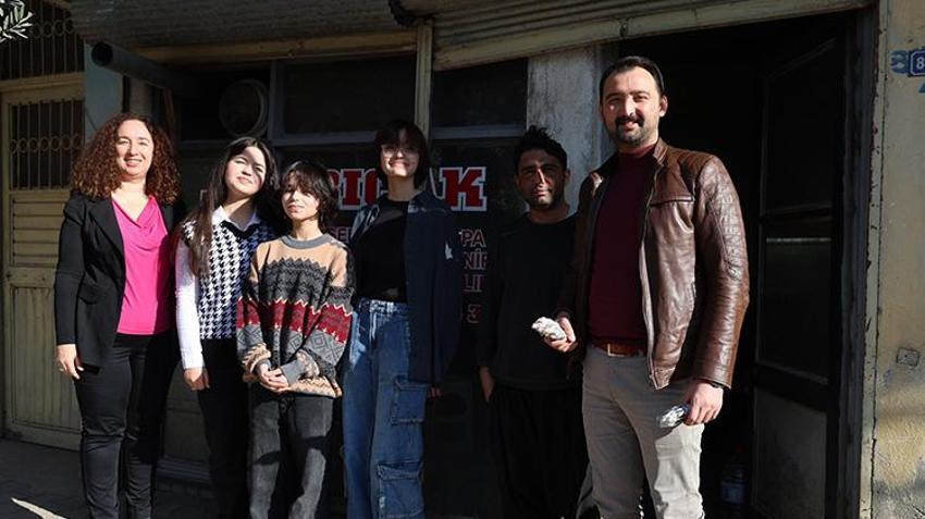 Feke'de koç boynuzu ve çelik usta ellerde bıçağa dönüşüyor