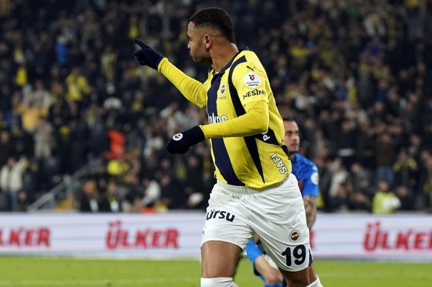 Osayi-Samuel-Mert Müldür değişikliği sonrası çıldırdı: En-Nesyri kötüsün, Mert Hakan'a ne oluyor