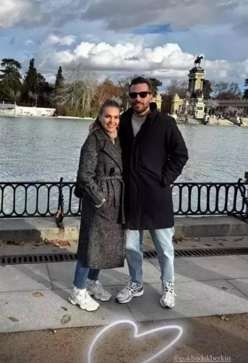 Aslı Enver ve eşi Berkin Gökbudak'tan romantik poz