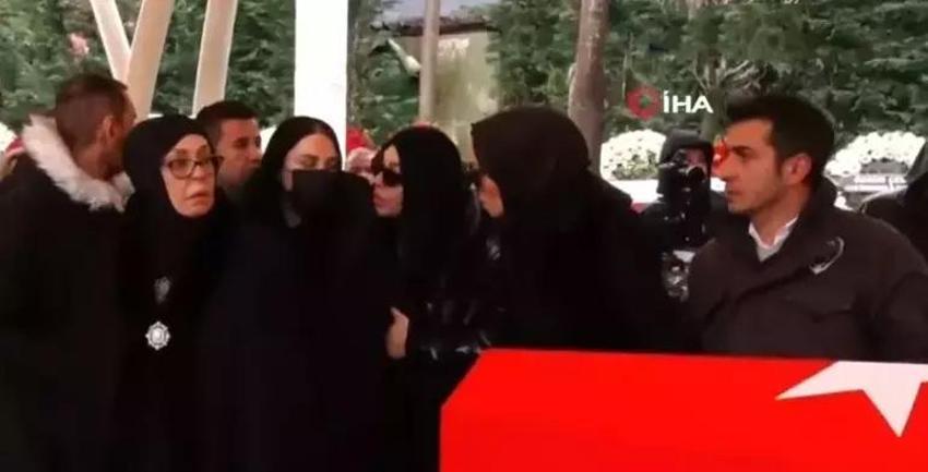 Ferdi Tayfur ile kızının arasına damat girdi! Yıllardır küs oldukları ortaya çıktı