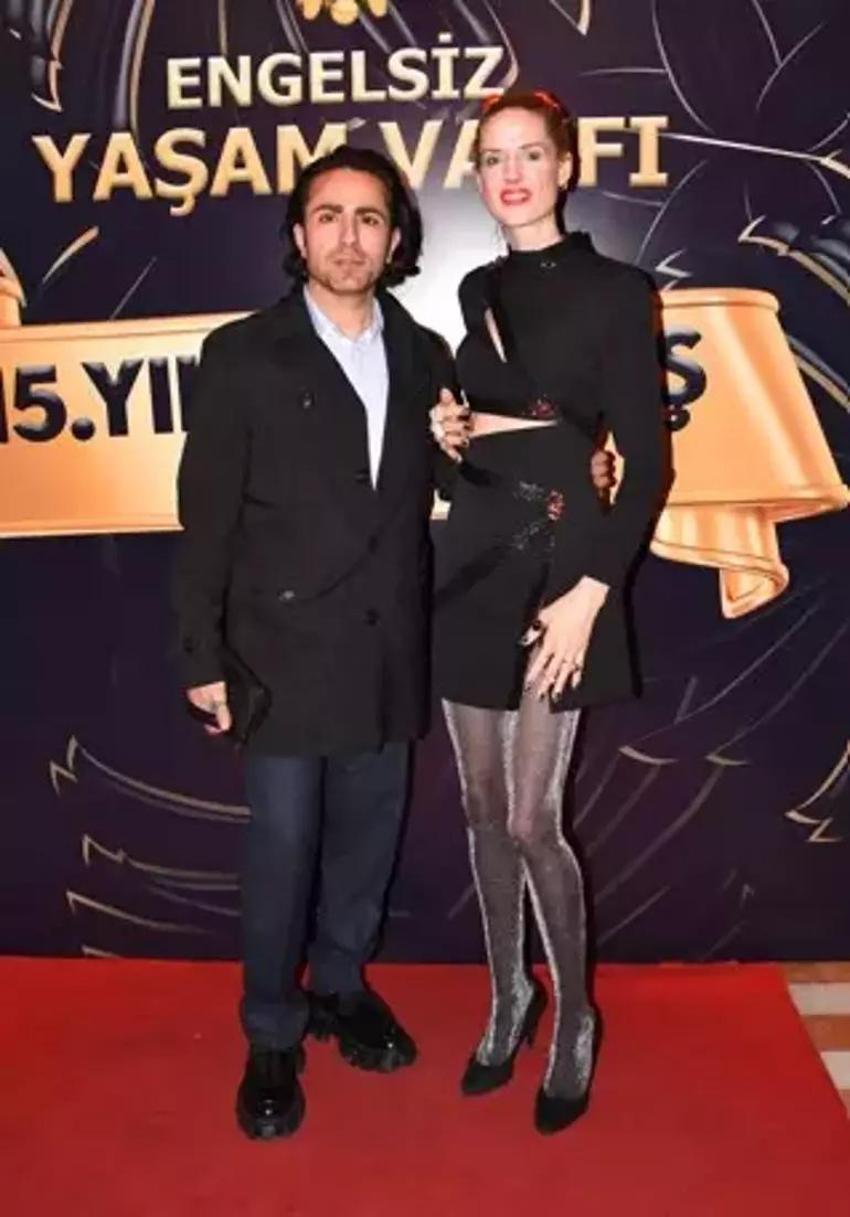 Wilma Elles eşinin telefonuna gelen aramaları görünce şok oldu! 'Korkuyorum'