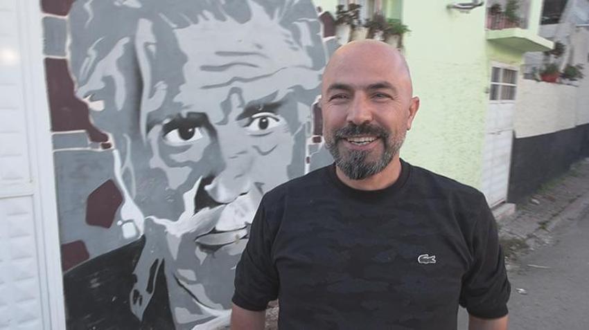 Adana'da Sinema Sokağı sakinleri duvarlara Ferdi Tayfur'un da çizilmesini istiyor