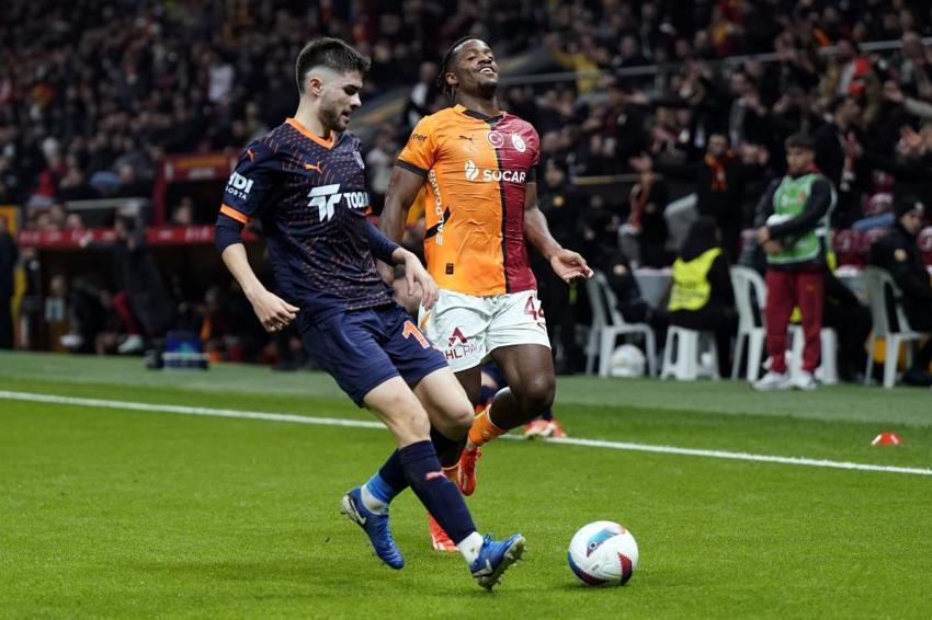 Davinson Sanchez, Abdülkerim Bardakcı yetmedi! Elias Jelert, Okan Buruk'u yaktı