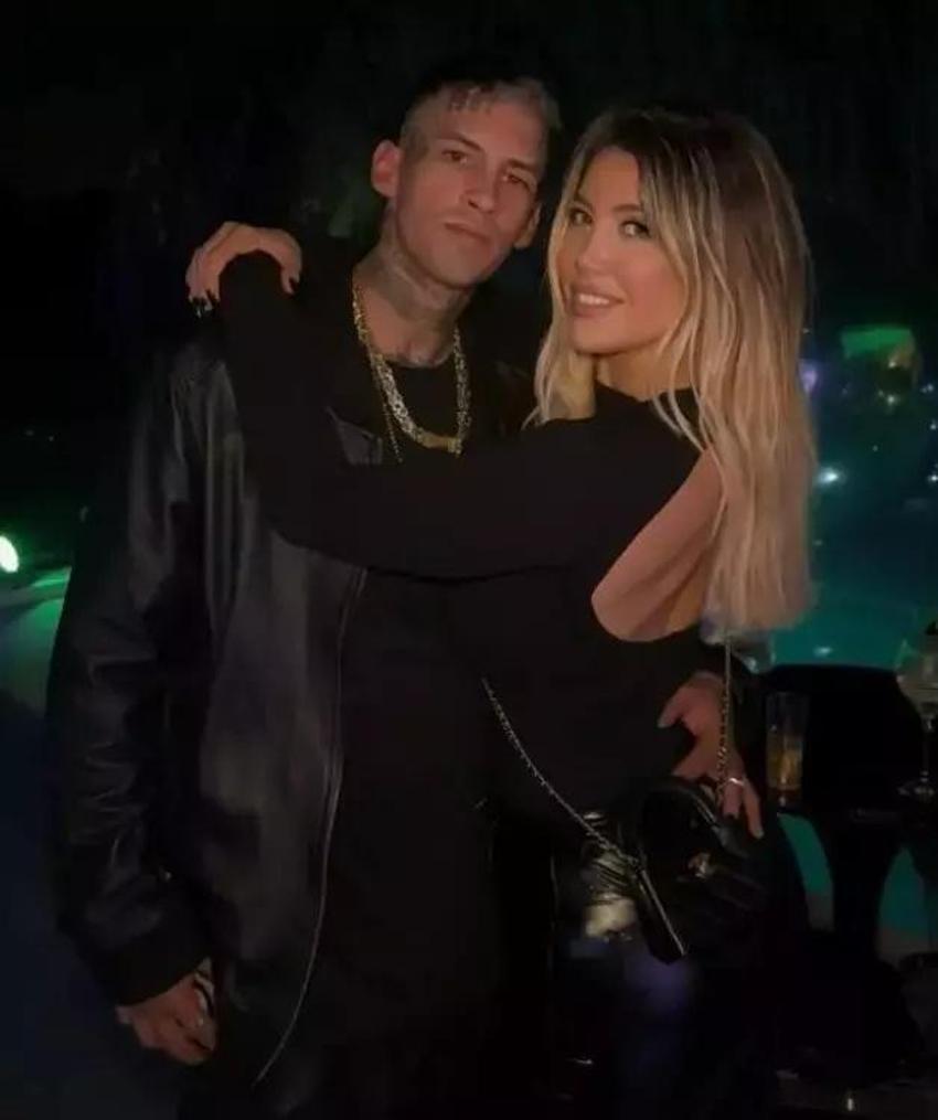 Mauro Icardi'den ilan-ı aşk! Icardi'nin yeni sevgilisi China Suarez gündeme oturdu
