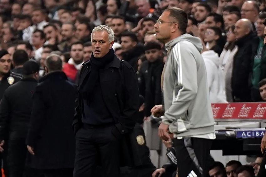Deprem etkisi yaratacak: Jose Mourinho Fenerbahçe'den ayrılıp İngiliz devinin başına geçiyor!