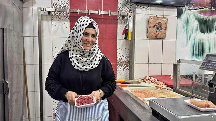 İstediği bölüme atanamayınca aile işinin başına geçti: Diyarbakır'ın 'Kasap Abla'sı oldu