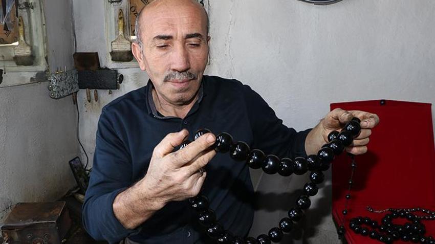 Erzurum'da 43 yıl boyunca bekledi, şimdi 400 bin TL'den satışa çıkardı