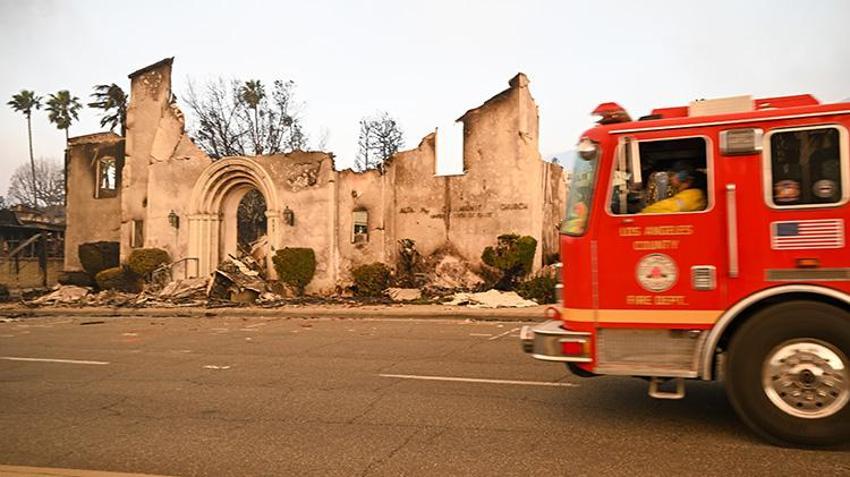 Amerika yanıyor, Los Angeles merkezli yangınlar devam ediyor, ölü sayısında artış var! Donald Trump, Biden'ı suçladı: Teşekkürler Joe