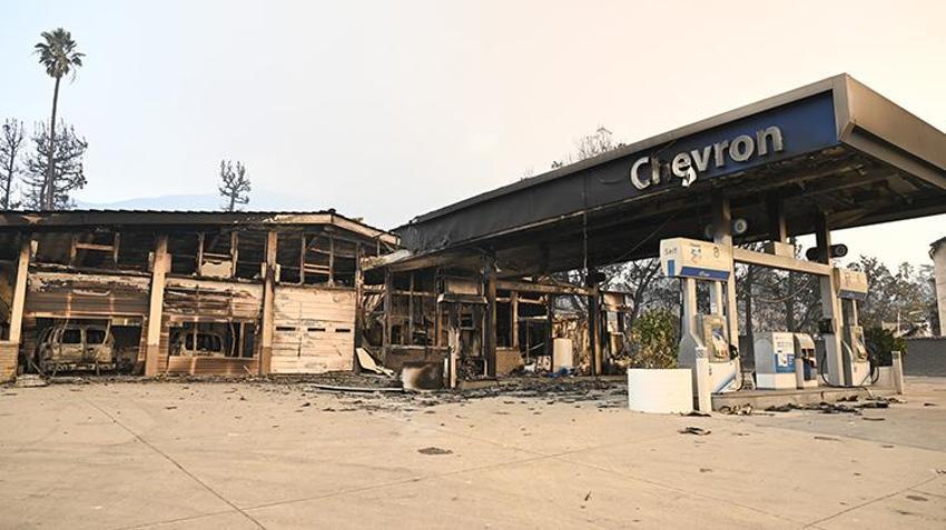 Amerika yanıyor, Los Angeles merkezli yangınlar devam ediyor, ölü sayısında artış var! Donald Trump, Biden'ı suçladı: Teşekkürler Joe