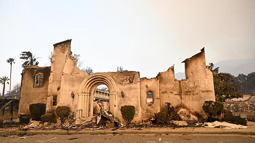 Amerika yanıyor, Los Angeles merkezli yangınlar devam ediyor, ölü sayısında artış var! Donald Trump, Biden'ı suçladı: Teşekkürler Joe