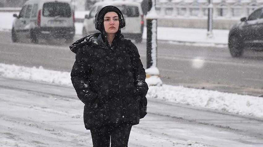 Lapa lapa kar yağacak! Meteoroloji açıkladı, İstanbul dahil birçok ilde alarm, sıcaklık 10 derece düşüyor