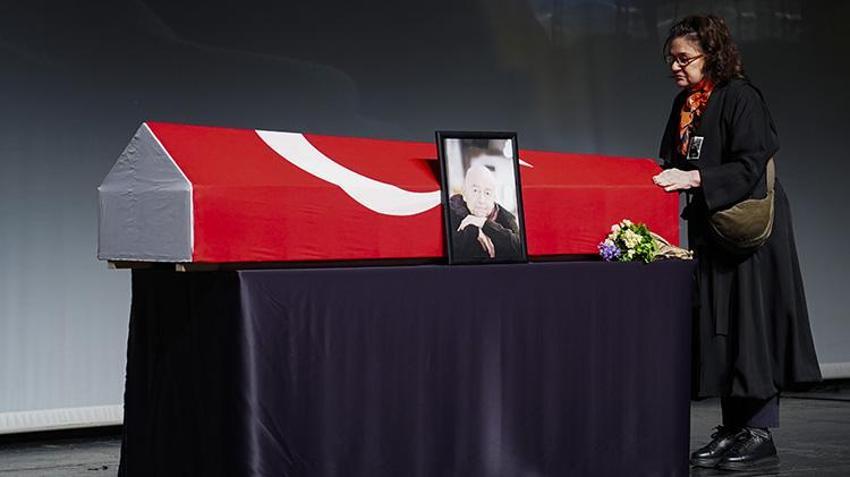 Yazar Selim İleri için AKM'de tören düzenlendi: Tam İstanbul aşığı bir beyefendiydi