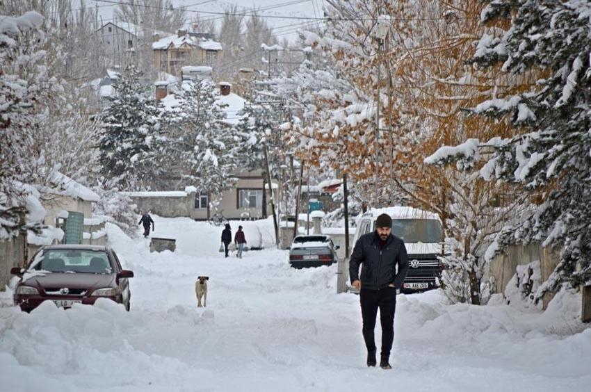 Lapa lapa kar yağışı için tarih verildi! Meteoroloji kuvvetli fırtına, sağanak ve çığ tehlikesine karşı uyardı