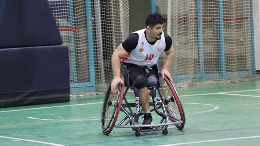 Çukurca gazisi hayata basketbol ile bağlandı! 3 yaşındaki oğlu ve eşi en büyük destekçisi oldu