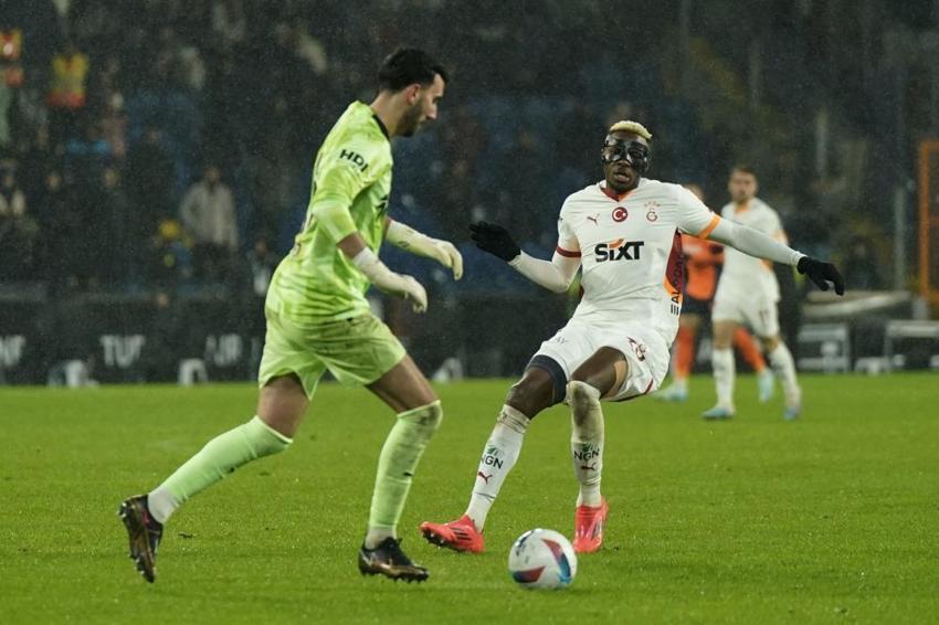 Galatasaray, Başakşehir'i yendi! Zirvede yerini sağlamlaştırdı