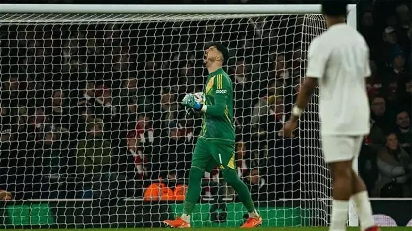 Altay Bayındır devleşti, Manchester turladı!