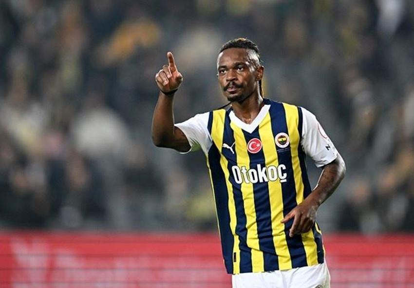Fenerbahçe'de yaprak dökümü! Tam 8 futbolcuya yol göründü